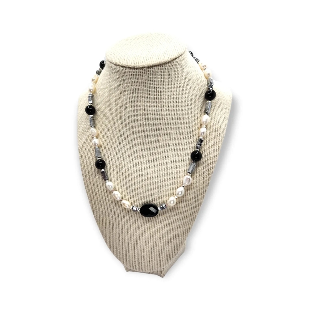 Freshwater Pearl, Black Agatw, Faceted Black Obsidian Necklace